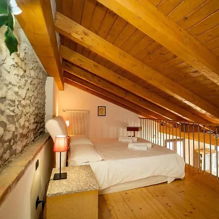 Elegante Loft A 100 Metri Dalla