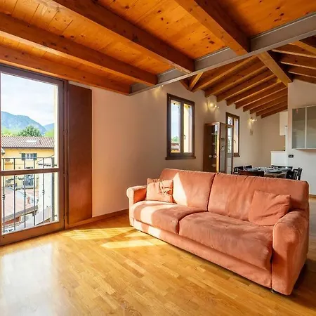 Elegante Loft A 100 Metri Dalla アパート